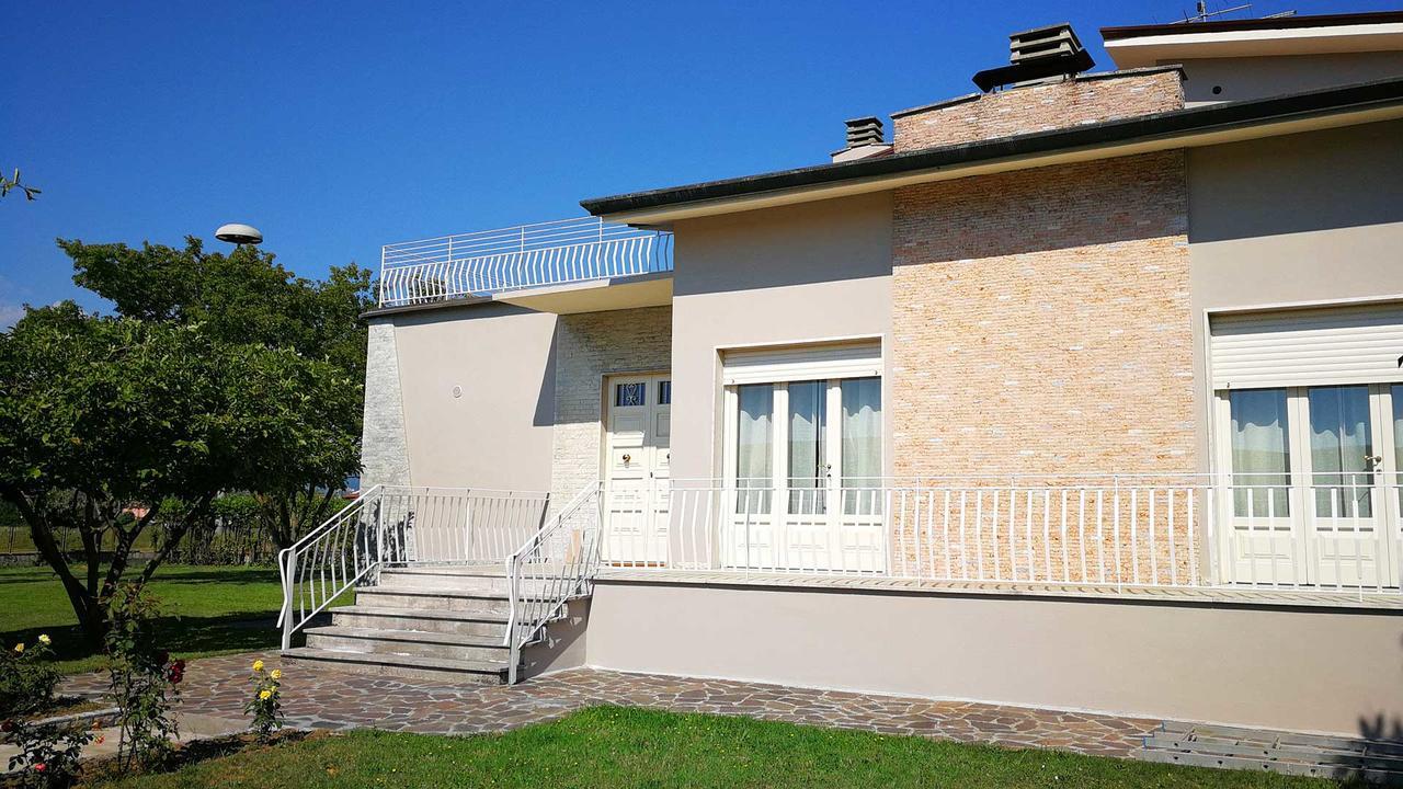 مبيت وإفطار لوكا La Locanda Francigena المظهر الخارجي الصورة